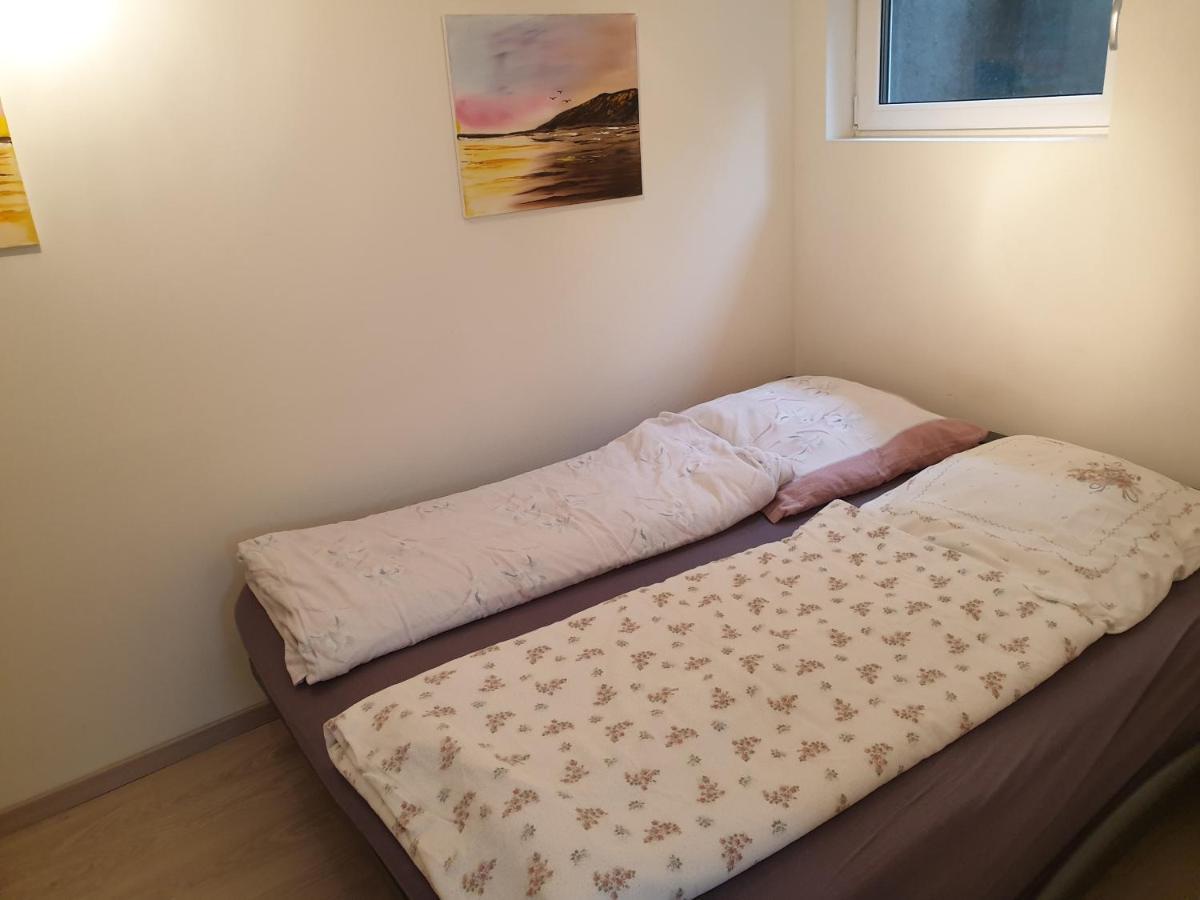 Apartment In Reutlingen / Sickenhausen Bagian luar foto